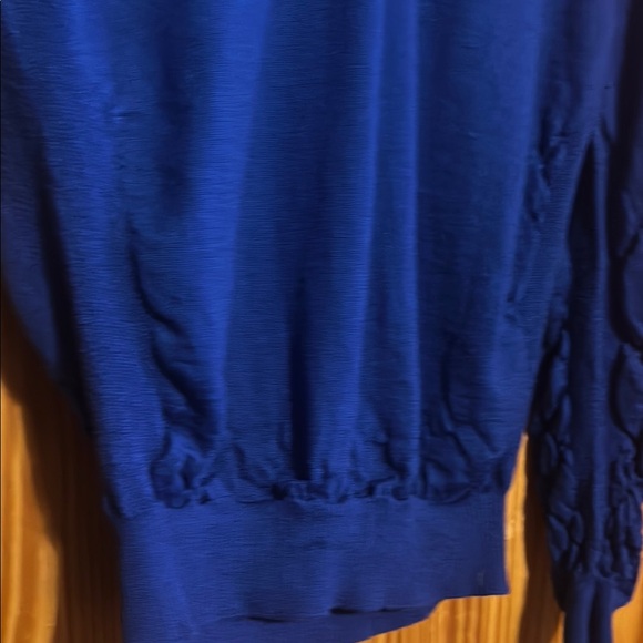 Canada Goose V-Neck Sweater in Vibrant Blue - Picture 5 of 10